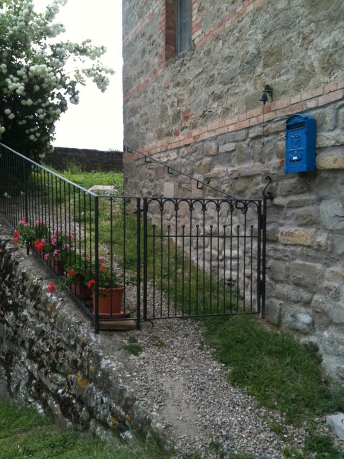 Castello Di Urbech Apartment ปราโตแวคคิโอ ภายนอก รูปภาพ