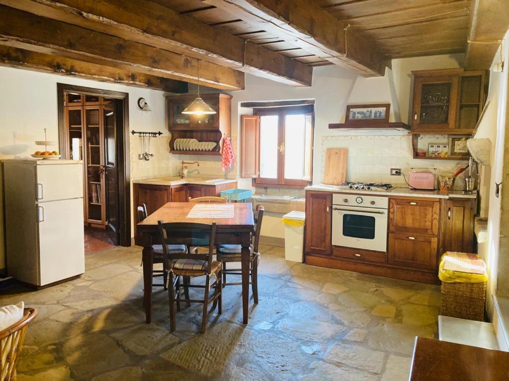 Castello Di Urbech Apartment ปราโตแวคคิโอ ภายนอก รูปภาพ